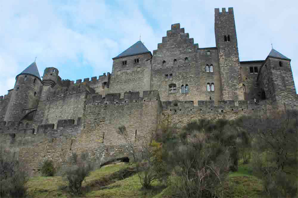 Francia - Carcassonne 04 - La Cité - castillo Vicomtal.jpg